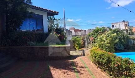 Casa Para Vender com 4 quartos 2 suítes no bairro Atalaia em Aracaju