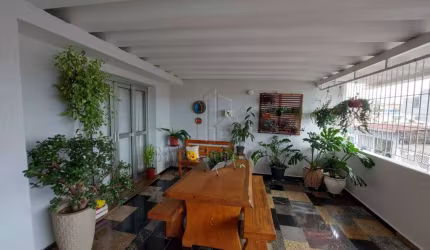 Casa Assobradada 3 Quartos na Vila Vitória - Santo André