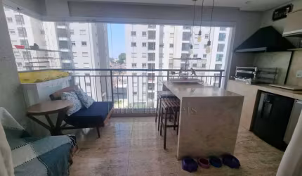 Condomínio Clube - Apartamento Mobiliado com Vista para Piscina