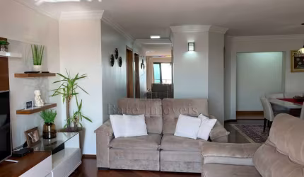 Espaçoso Apartamento com 4 Quartos e Lazer Completo