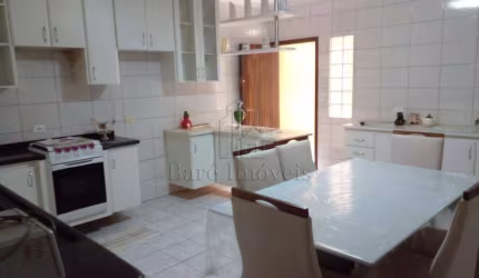 Sobrado na Vila América, em Santo André