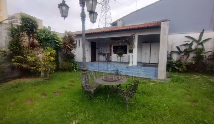 Casa Térrea no Bairro Nova Petrópolis, São Bernardo do Campo