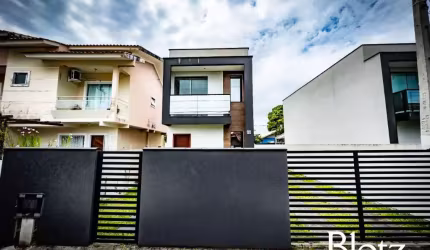 Casa com 3 dormitórios à venda, 132 m² por R$ 520.000,00 - Ingleses - Florianópolis/SC
