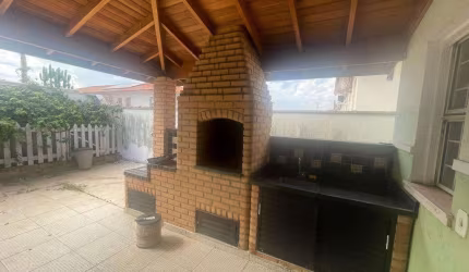 VENDA de Linda Casa Modelo Carolina De Canto com 2 Quartos, Cozinha Planejada e Área Gourmet no Condomínio Villa Flora em Sumaré/SP