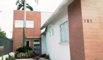 Casa comercial à venda no Fião, São Leopoldo  por R$ 657.200