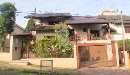 Casa com 4 quartos à venda no Jardim das Acácias, São Leopoldo  por R$ 800.000