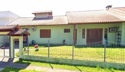 Casa com 3 quartos à venda no Cristo Rei, São Leopoldo  por R$ 745.000