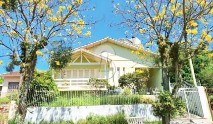 Casa com 3 quartos à venda no Jardim América, São Leopoldo  por R$ 590.000