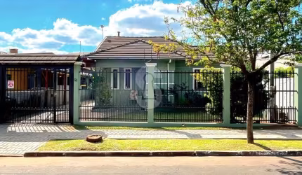 Casa com 2 quartos à venda no Parque Amador, Esteio  por R$ 750.000