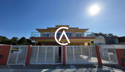 CASA ALTO PADRÃO - Excelente localização, espaçosa e com ótimo acabamento.