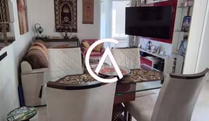 Apartamento Mobiliado 2 Quartos (1 Suíte) com Sacada e Churrasqueira - Ingleses