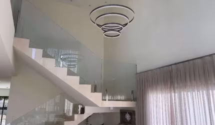 Casa à Venda em Comercial Norte