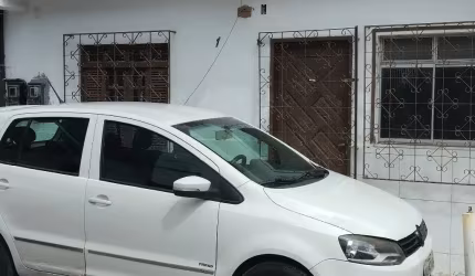 Casa em Itapuã térreo oportunidade!
