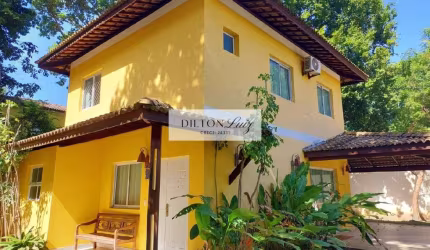 Imóvel de Luxo: Casa em Condomínio com 3 Quartos e 1 Suíte em Mata de São João-BA, Bairro Açu da Torre - 205m² de Área