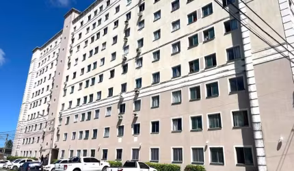 Apartamento para Venda em Lauro de Freitas / BA no bairro Recreio Ipitanga