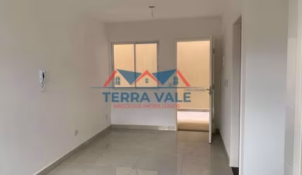 Apartamento, 2 dormitórios, 38m2, Cid. Patriarca - SP