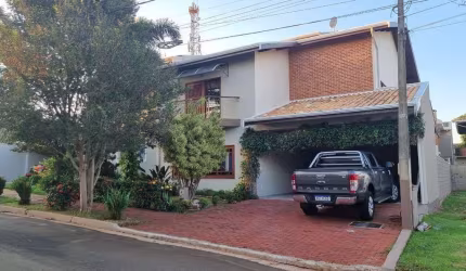Sobrado no Condomínio Paineiras, Paulínia