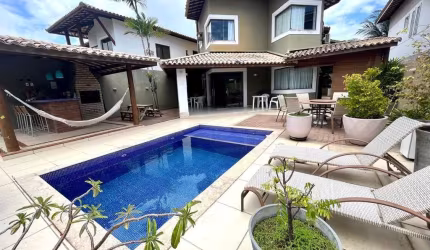 Casa em Condomínio para Venda em Lauro de Freitas, Centro, 4 dormitórios, 3 suítes, 5 banheiros, 2 vagas