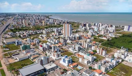 Apartamento na planta no bairro de Intermares