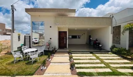 Belíssima casa à venda com 03 quartos, 128m² no Ecoville II em Parnamirim/RN