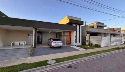 Belíssima casa à venda no cond. Ecoville II no Cajupiranga, Parnamirim/RN