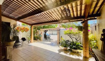 Casa à venda com 3 quartos, 248m², em Ponta Negra, Natal/RN