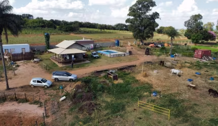 Sítio para Venda em Cosmópolis, Área Rural de Cosmópolis, 2 dormitórios, 2 suítes, 4 banheiros