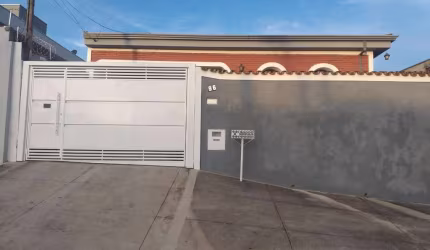 Casa para Venda em Campinas, Vila Aeroporto, 4 dormitórios, 1 suíte, 2 banheiros, 4 vagas