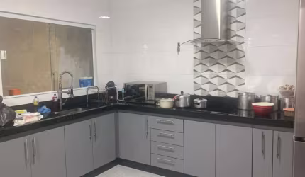 Casa para Venda em Campinas, Residencial Cittá di Salerno, 3 dormitórios, 1 suíte, 3 banheiros, 3 vagas