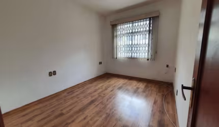 Apartamento com 2 dormitórios à venda, 65 m² por R$ 285.000,00 - Várzea - Teresópolis/RJ