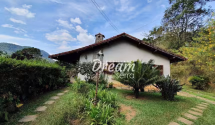 Sítio com 3 dormitórios à venda, 30000 m² por R$ 1.300.000,00 - Albuquerque - Teresópolis/RJ
