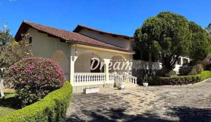 CASA PLANA COM 4 SUÍTES DE 503 m²  - PARQUE SÃO LUIZ - TERESÓPOLIS/RJ