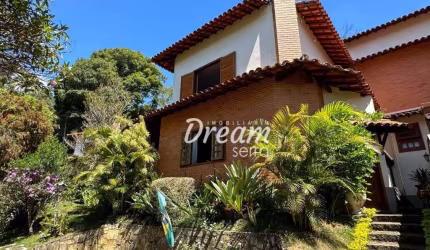 Casa com 3 dormitórios à venda, 156 m² por R$ 750.000,00 - Quebra Frascos - Teresópolis/RJ