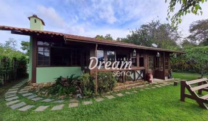 Casa com 5 dormitórios à venda, 250 m² por R$ 900.000,00 - Albuquerque - Teresópolis/RJ