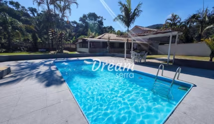 Casa com 3 dormitórios à venda, 190 m² por R$ 980.000,00 - Prata - Teresópolis/RJ