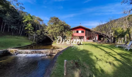 Sítio com 7 dormitórios à venda, 9950 m² por R$ 2.050.000,00 - Albuquerque - Teresópolis/RJ