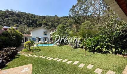 Casa com 5 dormitórios à venda, 320 m² por R$ 1.100.000,00 - Carlos Guinle - Teresópolis/RJ