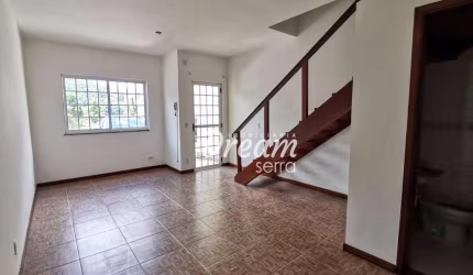 Casa com 2 dormitórios à venda, 73 m² por R$ 420.000,00 - Caxangá - Teresópolis/RJ