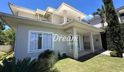 Casa com 4 dormitórios à venda, 380 m² por R$ 1.900.000,00 - Tijuca - Teresópolis/RJ