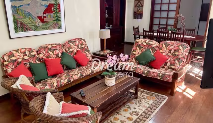 Casa com 3 dormitórios à venda, 123 m² por R$ 695.000,00 - Alto - Teresópolis/RJ