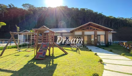 TERRENO EM CONDOMINIO COM LAZER PRONTO