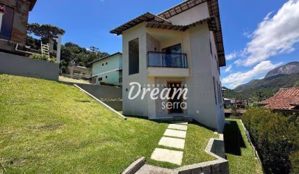 Casa com 3 dormitórios à venda, 162 m² por R$ 850.000,00 - Vargem Grande - Teresópolis/RJ