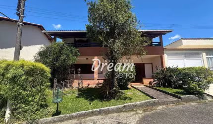 Casa com 5 dormitórios à venda, 251 m² por R$ 1.350.000 - Carlos Guinle - Teresópolis/RJ