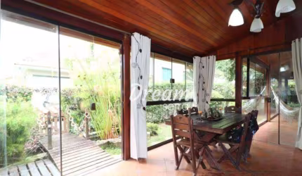 Casa com 4 dormitórios à venda, 150 m² por R$ 980.000,00 - Vargem Grande - Teresópolis/RJ