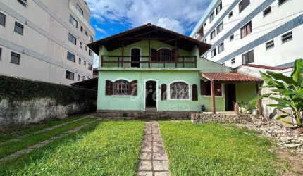 Casa com 4 dormitórios à venda, 180 m² por R$ 1.100.000,00 - Alto - Teresópolis/RJ