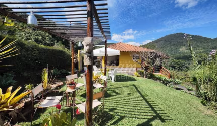 Casa com 3 dormitórios à venda, 120 m² por R$ 750.000,00 - Colônia Alpina - Teresópolis/RJ