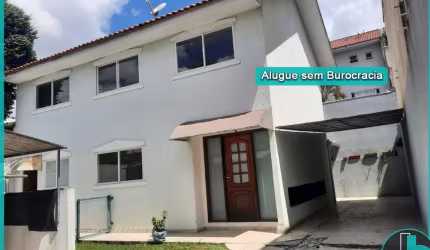 Sobrado para alugar no Santo Inácio com 3 quartos, área gourmet com churrasqueira 120²m  por R$3.750,00/mês