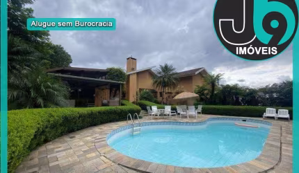 Casa para alugar no Campo Comprido, com 3 quartos, 3 suites, 3 salas, 7 banheiros, 6 garagens  piscina, churrasqueira, area de jogos, area esportiva