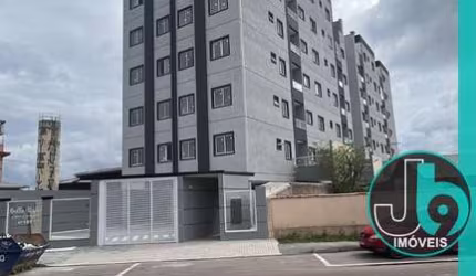 Lindo apartamento de 2 quartos, sendo 1 suíte, 2 salas amplas, 2 banheiros, 1 vaga de garagem e uma área total de 55,00 m2