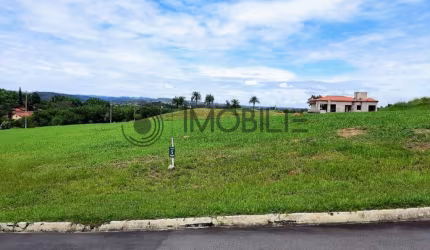 Terreno à venda com 1.016,04 m² no Condomínio Jardim Indaiatuba Golf, na cidade de Indaiatuba/SP.